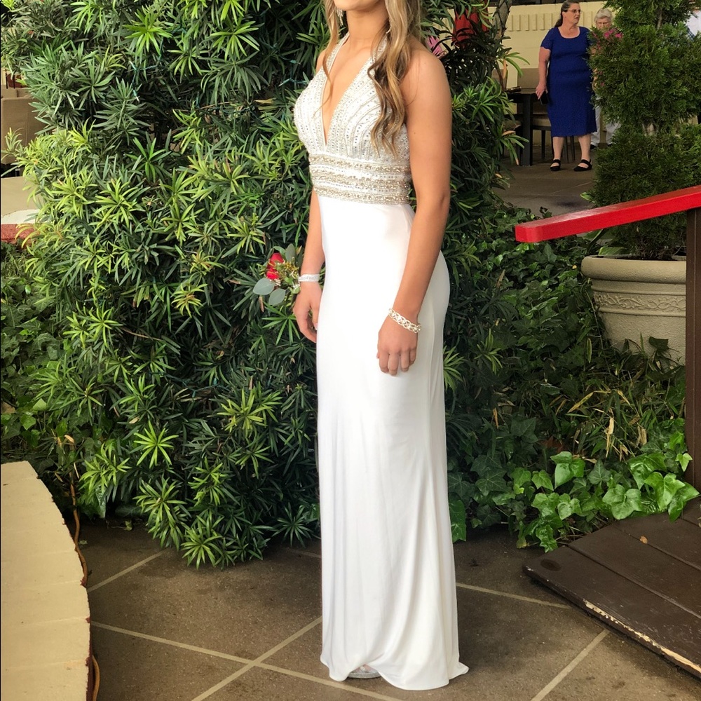 Prom dress white , size 2 but altered to a 00